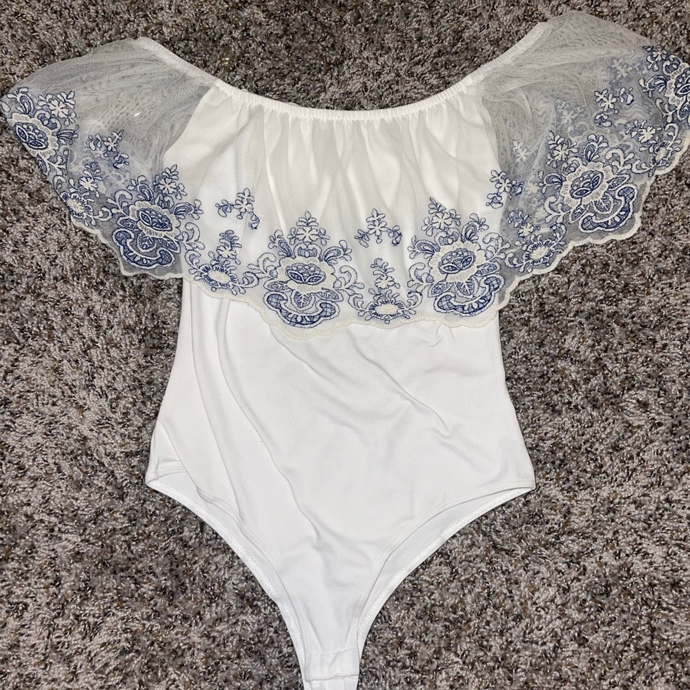 white and floral lace bodysuit from francesca’s !